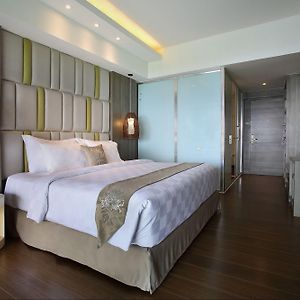 Deluxe Room Bay View